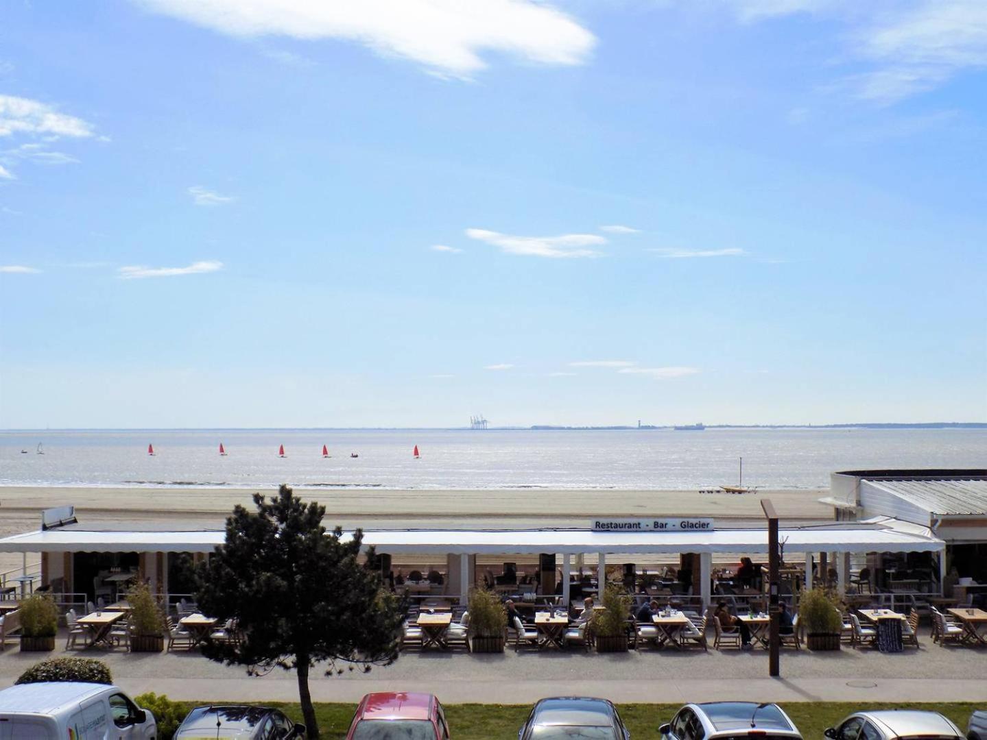 Saint Georges De Didonne - Pleine Vue Mer Pour Ce Studio Cabine Face A La Plage Eksteriør billede