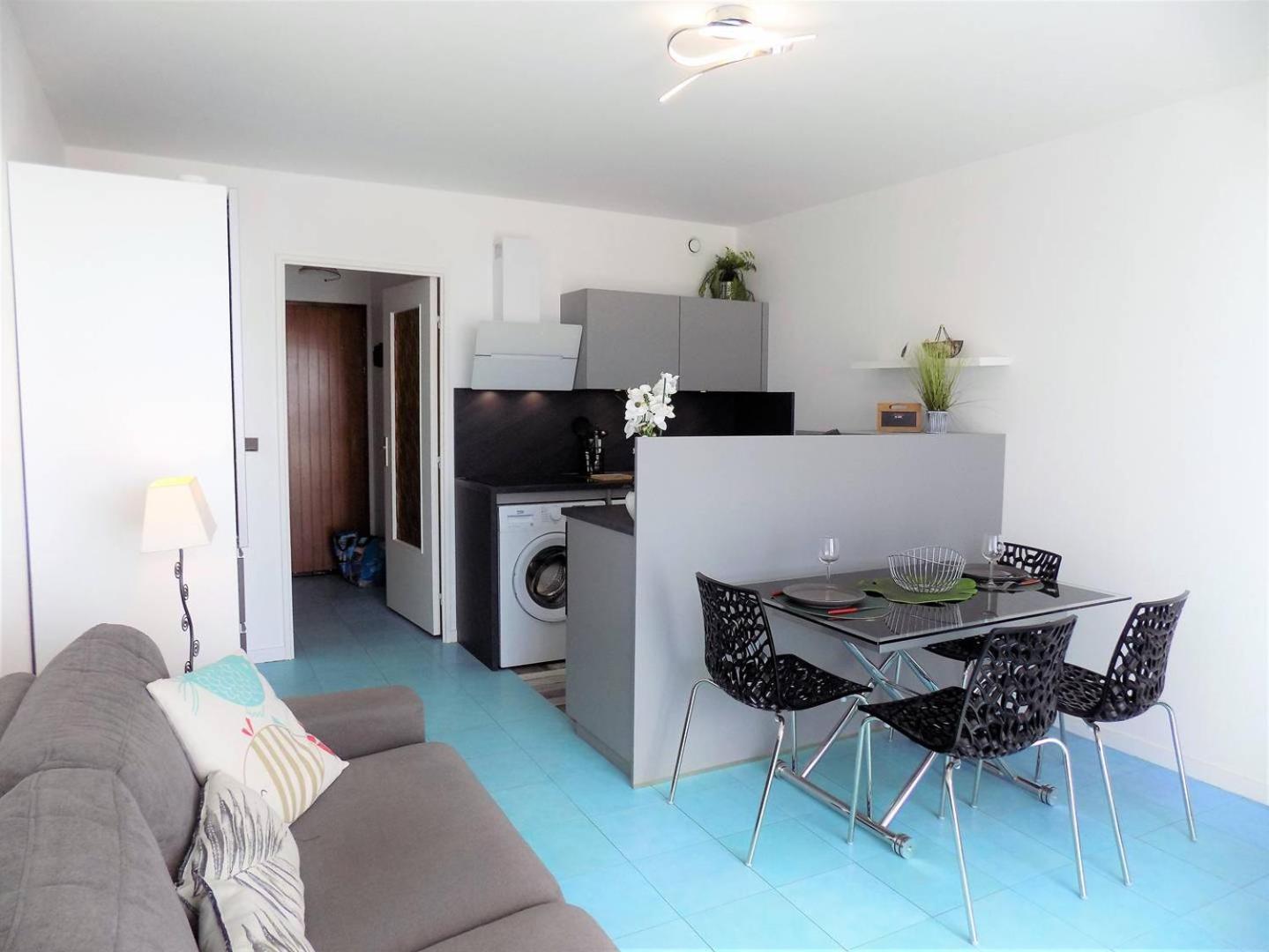 Saint Georges De Didonne - Pleine Vue Mer Pour Ce Studio Cabine Face A La Plage Eksteriør billede